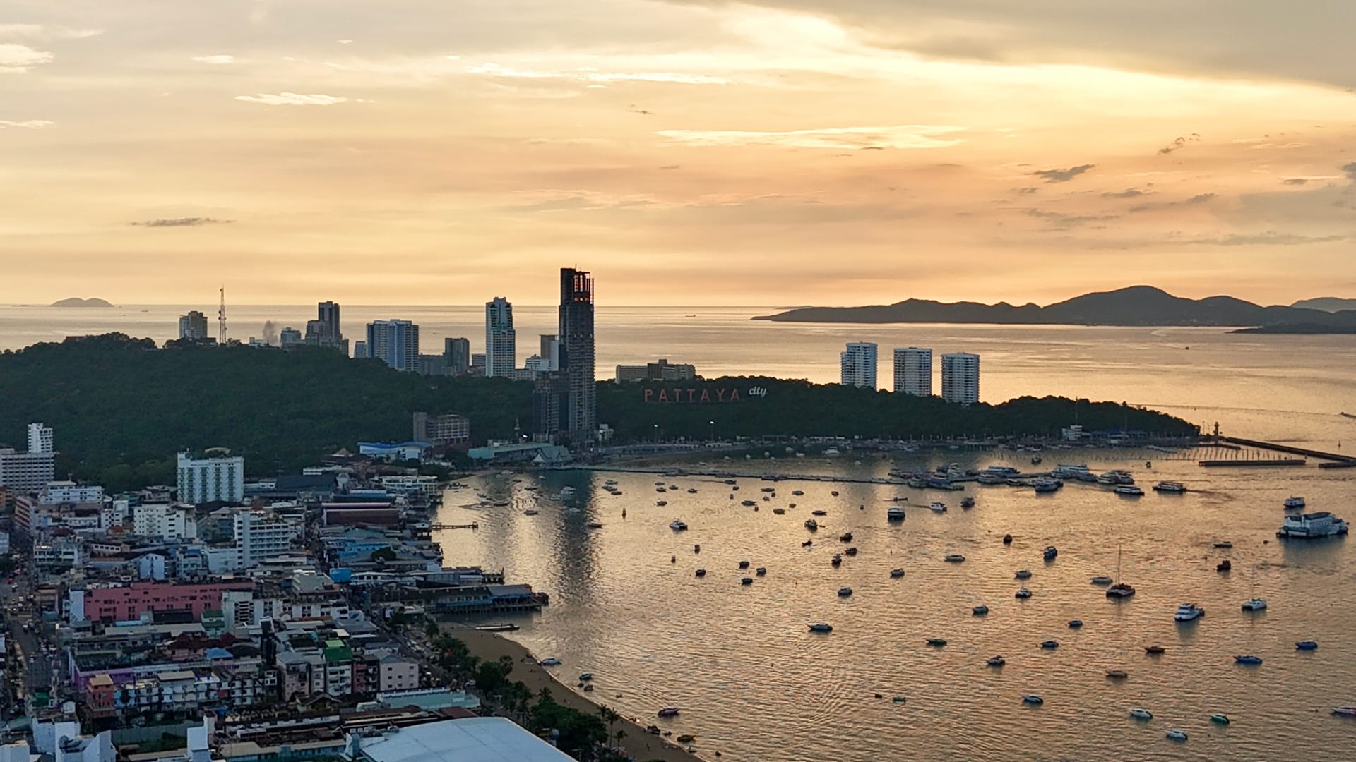 Yacht Charters & Boat Trips in Pattaya — 2026 Guide